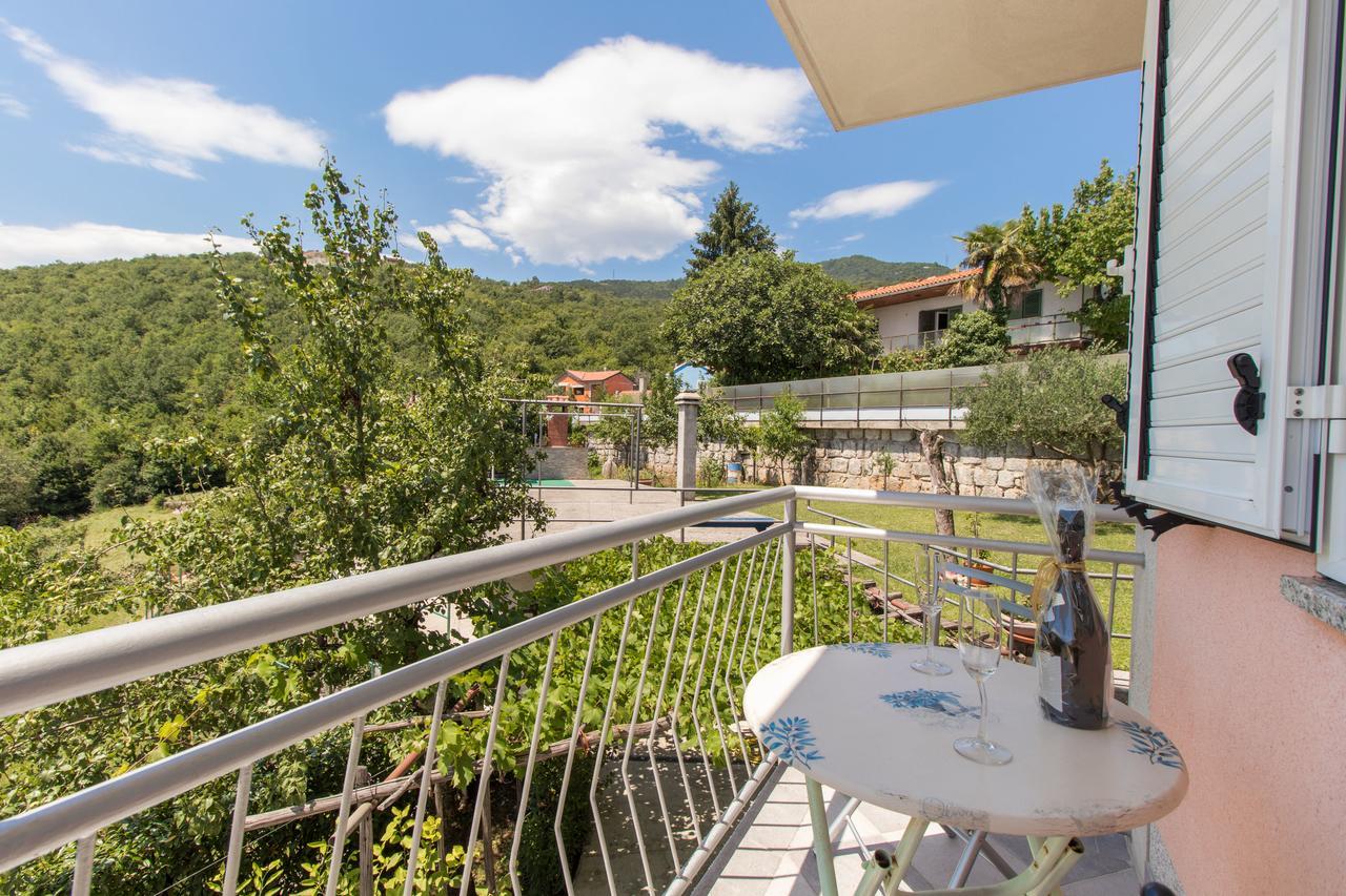 Apartments Vesna Opatija Exterior photo